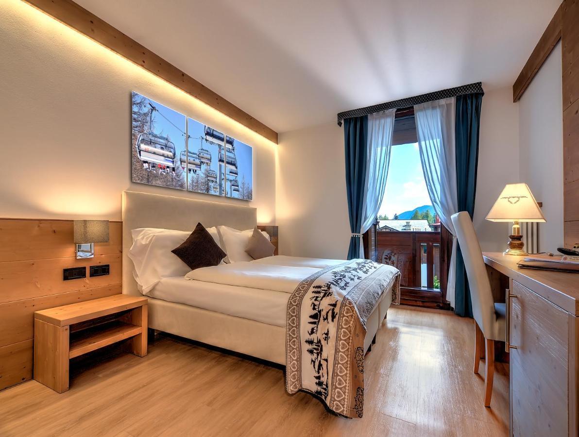 Hotel Caminetto Folgarida Esterno foto